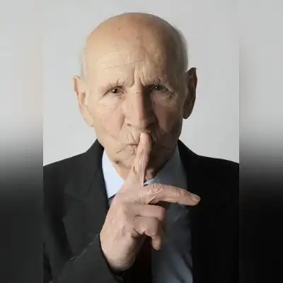 项萱磊